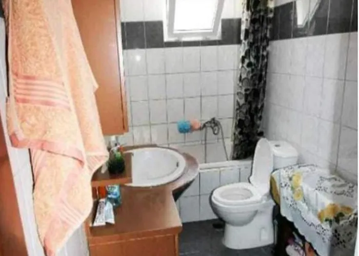 In With Lush Garden Βίλα *